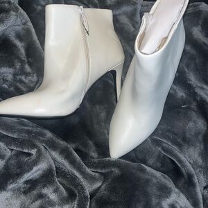Elegant White Ankle Boots